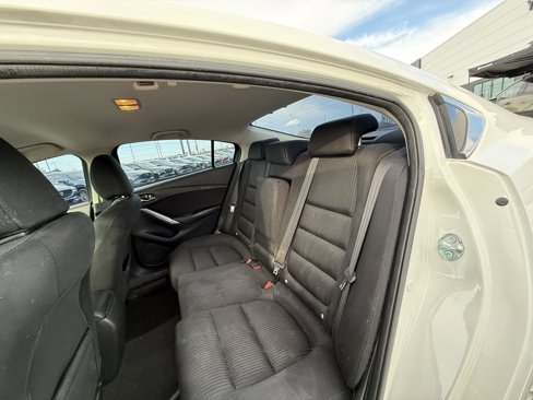 Used 2015 MAZDA MAZDA6 Sport image 22
