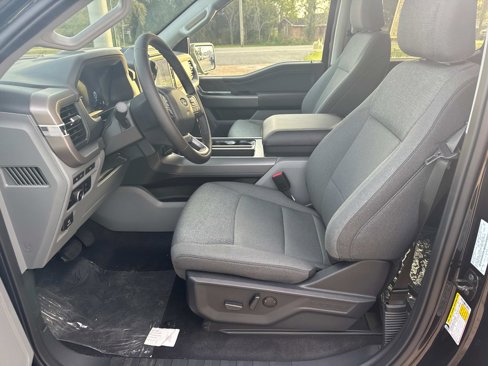 New 2024 Ford F150 XLT w/ Equipment Group 302A MID image 8