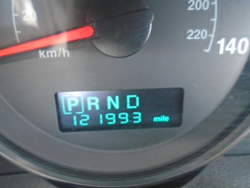 Used 2007 Jeep Commander Sport image 18
