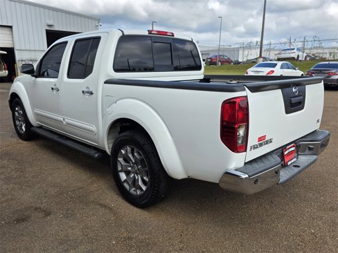 Used 2019 Nissan Frontier SL image 3