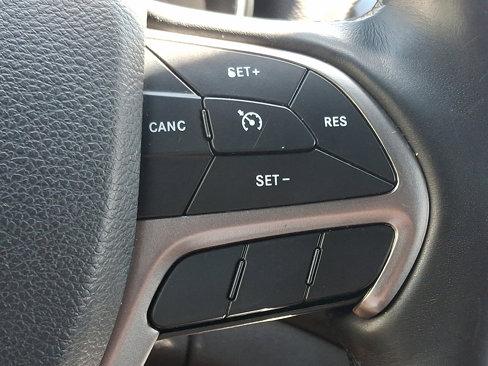Certified 2019 Jeep Grand Cherokee Altitude image 21