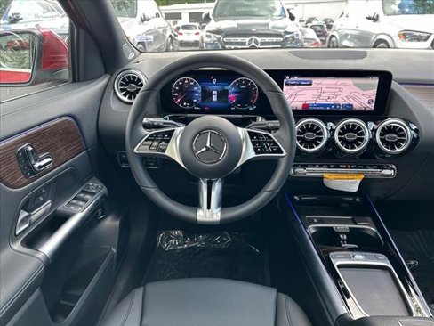 Certified 2025 Mercedes-Benz GLA 250 image 13