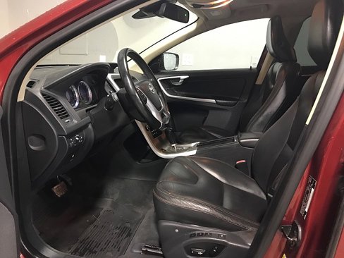 Used 2011 Volvo XC60 T6 image 10