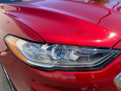 Used 2019 Ford Fusion SE image 12