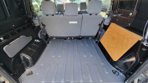 Used 2010 Ford Transit Connect XLT image 42
