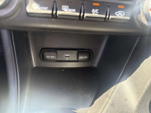 Used 2022 Kia Sportage LX image 23