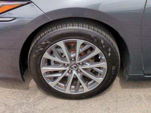 Used 2022 Lexus ES 350 image 10