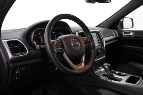 Used 2018 Jeep Grand Cherokee Altitude image 17