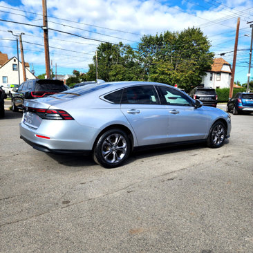 Used 2023 Honda Accord EX image 4