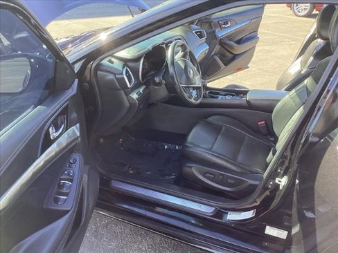 Used 2019 Nissan Maxima 3.5 SV image 9
