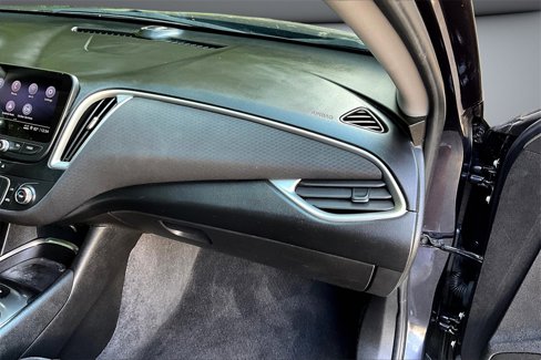 Used 2022 Chevrolet Malibu RS image 23