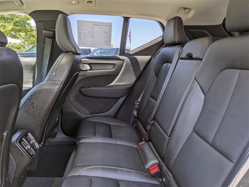 Certified 2023 Volvo XC40 B5 Plus image 14