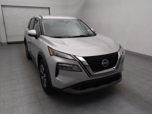Used 2021 Nissan Rogue SV image 14