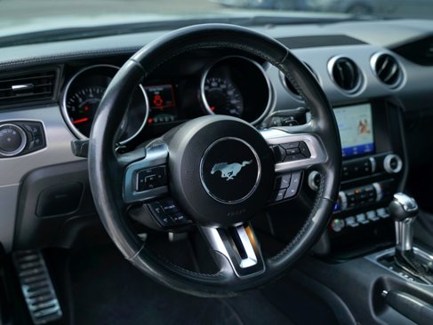 Used 2020 Ford Mustang Premium image 21