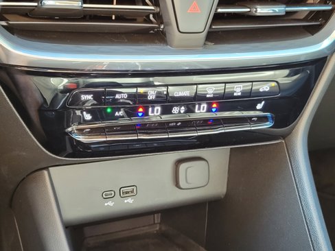 Used 2024 Buick Encore GX Avenir w/ Avenir Technology Package image 10