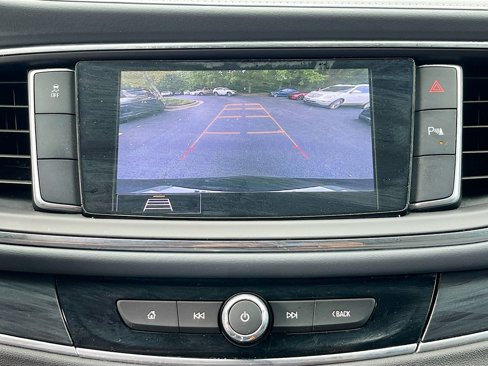 Used 2020 Buick Enclave Preferred w/ LPO, Luxury Package image 11