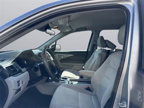 Used 2020 Honda Pilot EX image 9
