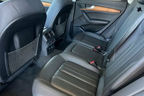 Used 2022 Audi Q5 2.0T Premium Plus image 12