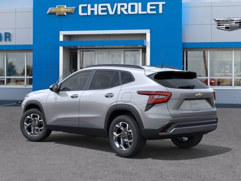 New 2025 Chevrolet Trax LT w/ Driver Confidence Package image 3