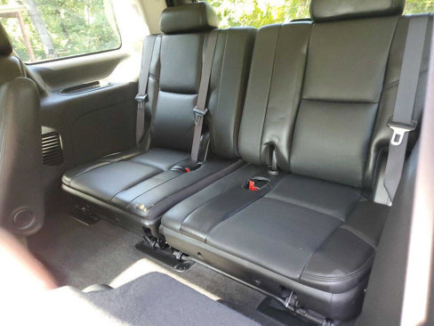 Used 2007 Cadillac Escalade 2WD w/ Information Package image 28