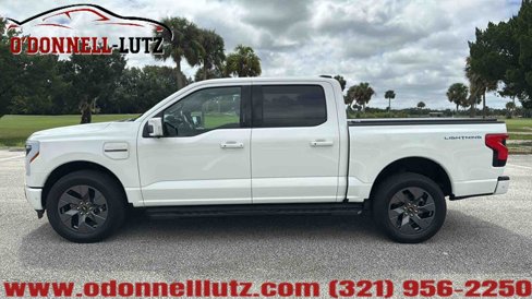 Used 2022 Ford F150 Lightning Lariat w/ Equipment Group 511A High image 3