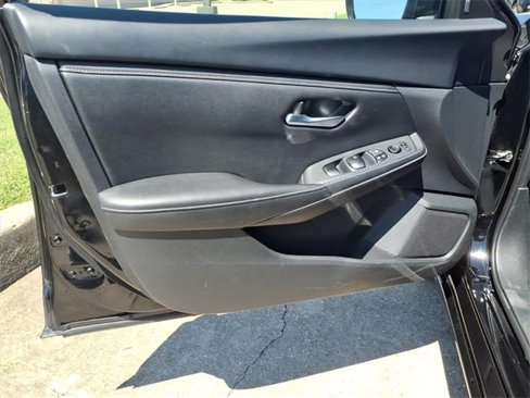 Used 2024 Nissan Sentra SV image 16