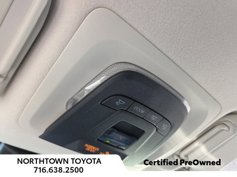 Used 2023 Toyota Corolla LE image 26