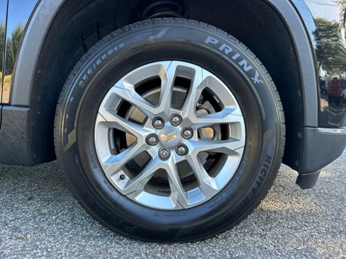 Used 2020 Chevrolet Traverse LT image 12