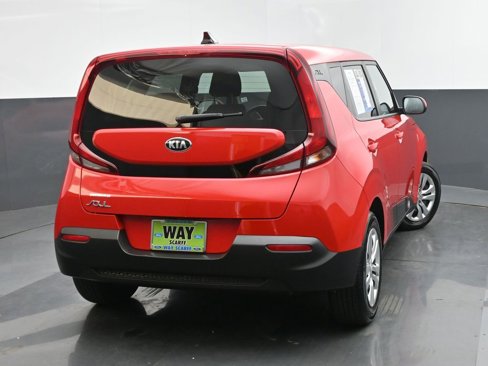 Used 2020 Kia Soul LX image 5