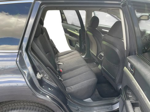 Used 2011 Subaru Outback 2.5i Premium w/ All-Weather Pkg image 14