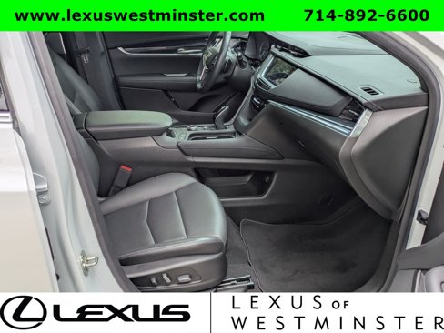 Used 2024 Cadillac XT5 Premium Luxury image 5