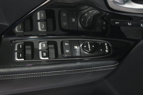 Used 2019 Kia Niro Touring image 13