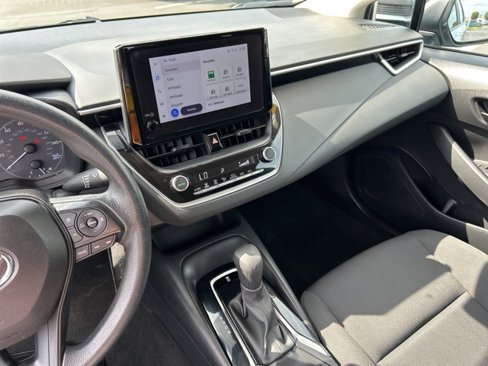 Used 2024 Toyota Corolla LE image 30