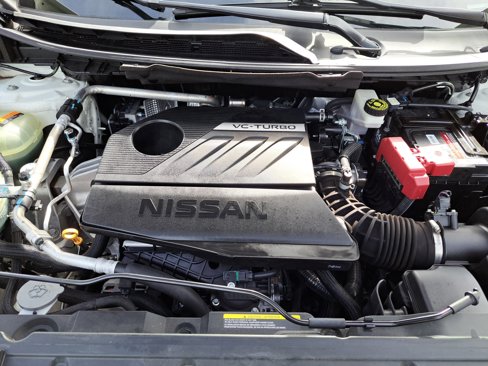 Used 2022 Nissan Rogue S image 18