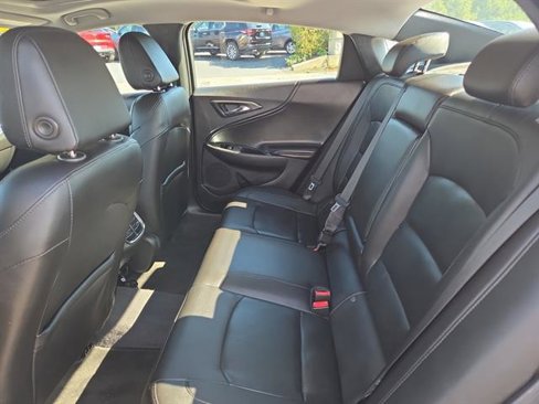 Used 2017 Chevrolet Malibu LT w/ Leather Package image 31
