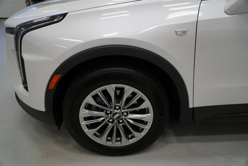 New 2025 Cadillac XT4 Premium Luxury image 11