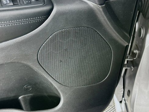 Used 2018 Dodge Durango GT image 25