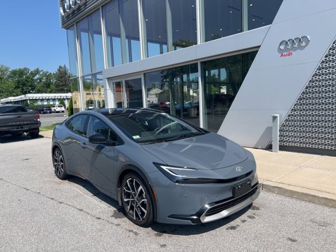 Used 2024 Toyota Prius Prime Premium w/ Advanced Technology Package image 6