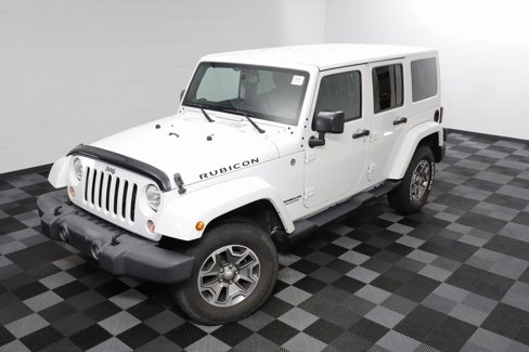 Used 2015 Jeep Wrangler Unlimited Rubicon image 2