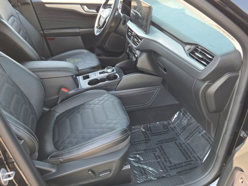 Used 2023 Ford Escape Platinum w/ Premium Technology Package image 20