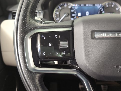 Used 2022 Land Rover Discovery Sport S R-Dynamic image 17