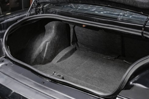 Used 2015 Dodge Challenger SXT image 38