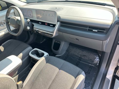 Used 2022 Hyundai Ioniq 5 SE w/ Cargo Package image 27