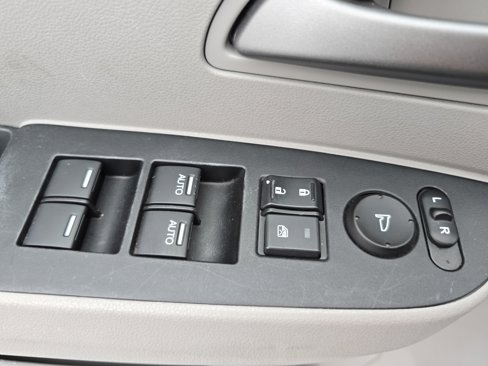 Used 2012 Honda Odyssey EX-L image 28