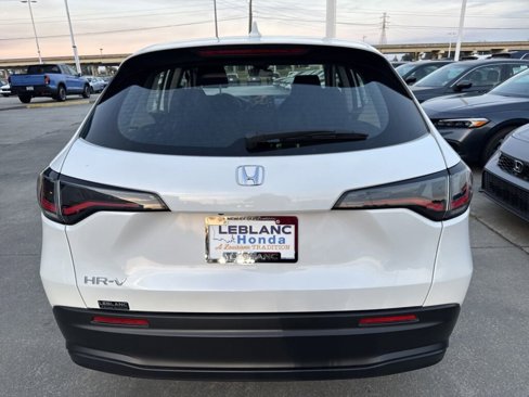 New 2025 Honda HR-V LX image 5