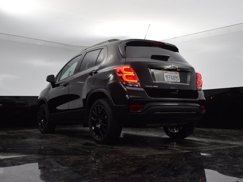 Used 2022 Chevrolet Trax LT w/ Midnight Edition image 21