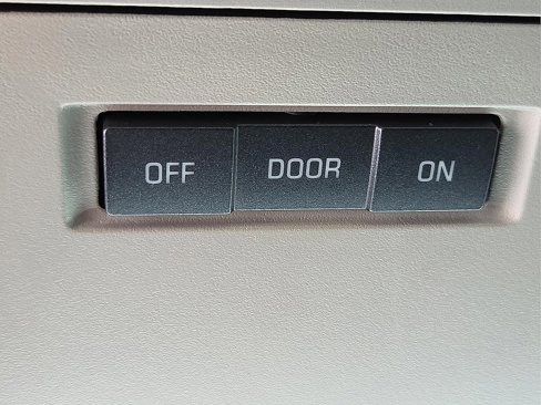 Used 2015 GMC Sierra 1500 SLE w/ SLE Value Package image 21