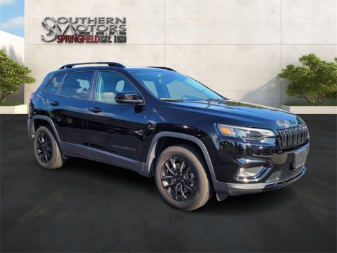 Used 2023 Jeep Cherokee Altitude Lux image 7
