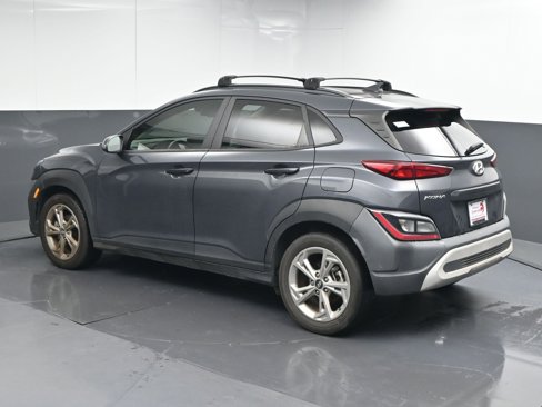 Used 2022 Hyundai Kona SEL image 6