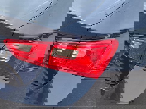 Used 2018 Chevrolet Malibu LS image 29